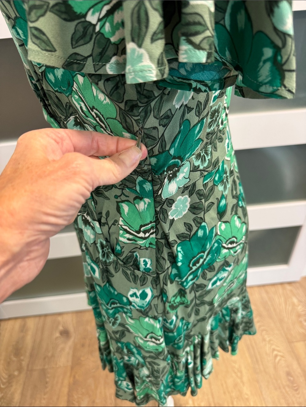 Spell Green flouncy Summer Floral Wrap Mini Dress in Medium - Picture 8 of 17
